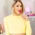 Emma Hix in 'Emma Hix gets fucked by a gamer fan'