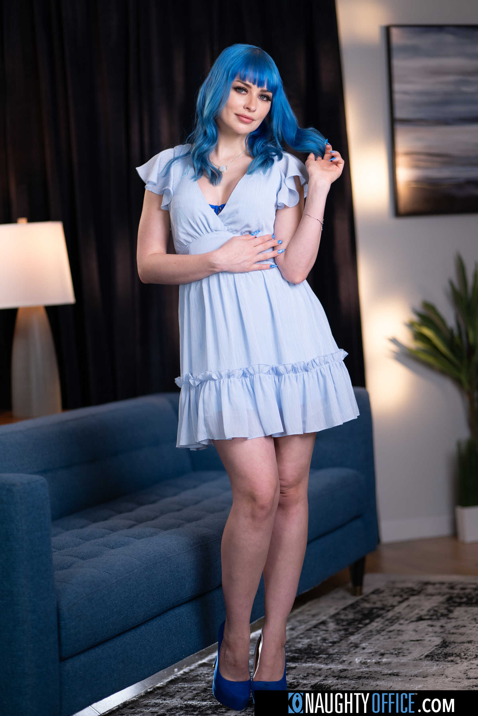 Sexually charged Jewelz Blu needs cock