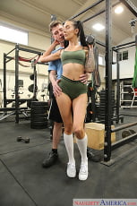 Marley Brinx - Marley Brinx pumps iron while riding her step bro's cock | Picture (272)