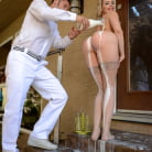 Mia Malkova in 'Heavy Cream Delivery for Mia Malkova'